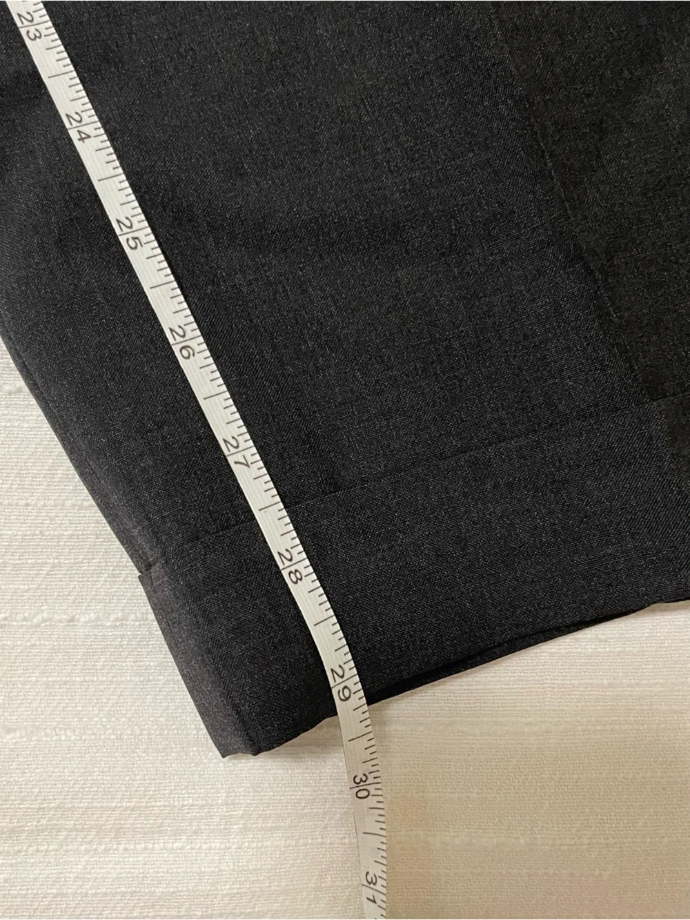Brooks Brothers Dark Gray Men's Two-Button 💯Wool Suit: polished, tailored, old 💰